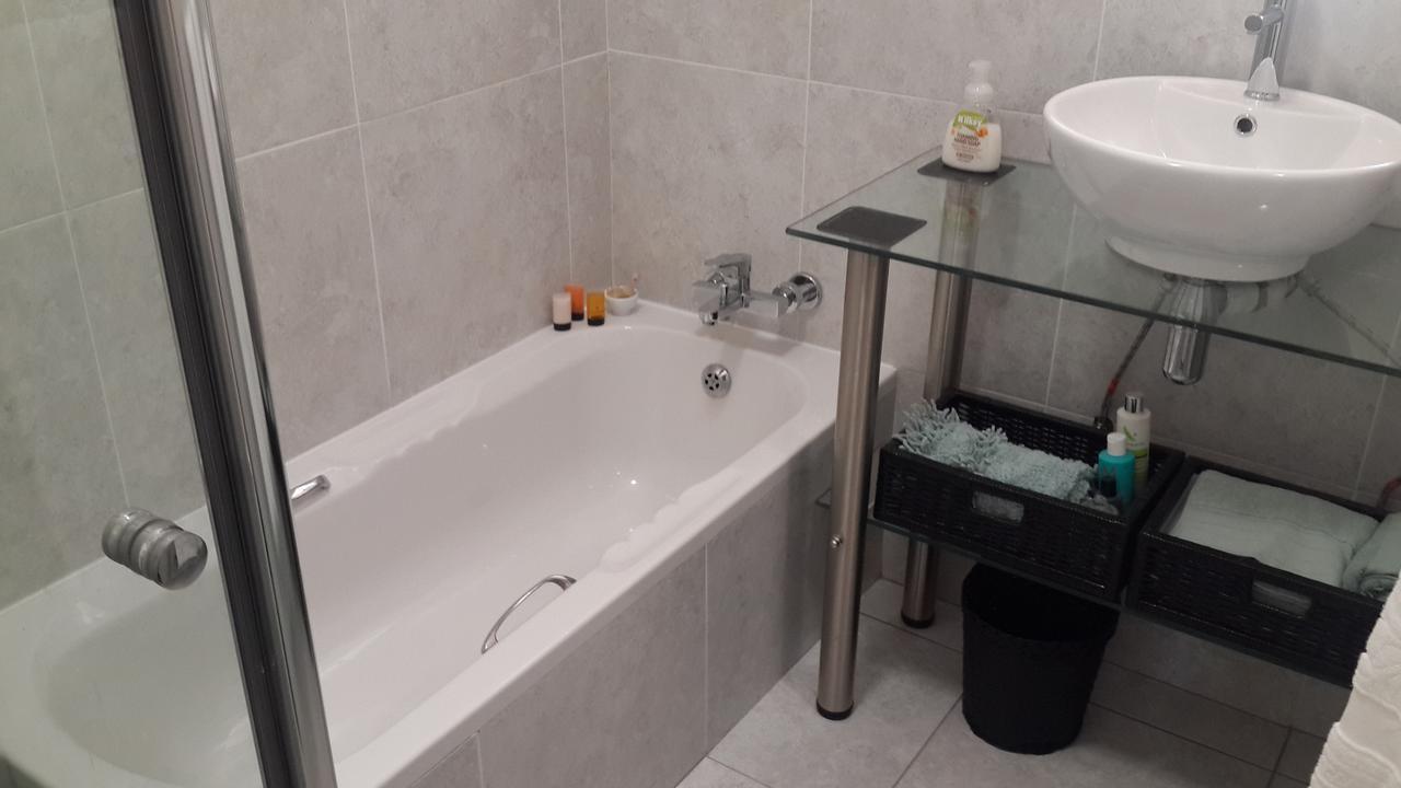 R & R'S Retreat Bed & Breakfast Johannesburg Dış mekan fotoğraf