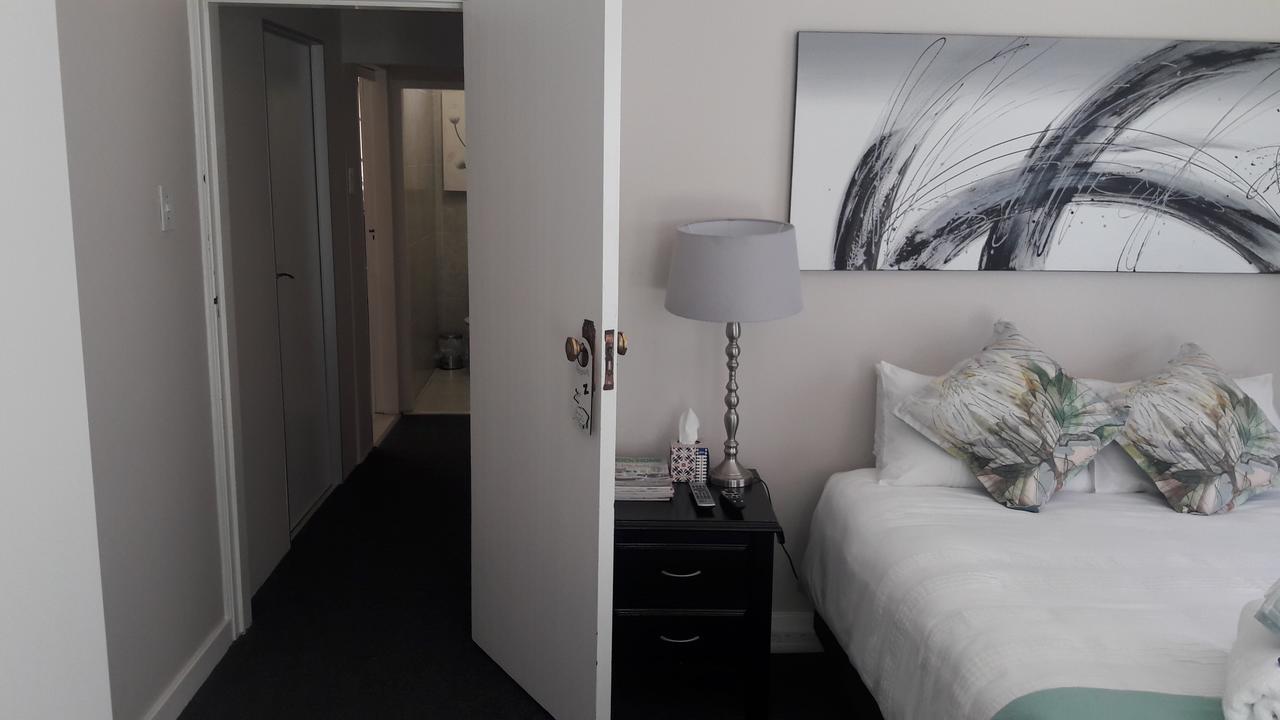 R & R'S Retreat Bed & Breakfast Johannesburg Dış mekan fotoğraf